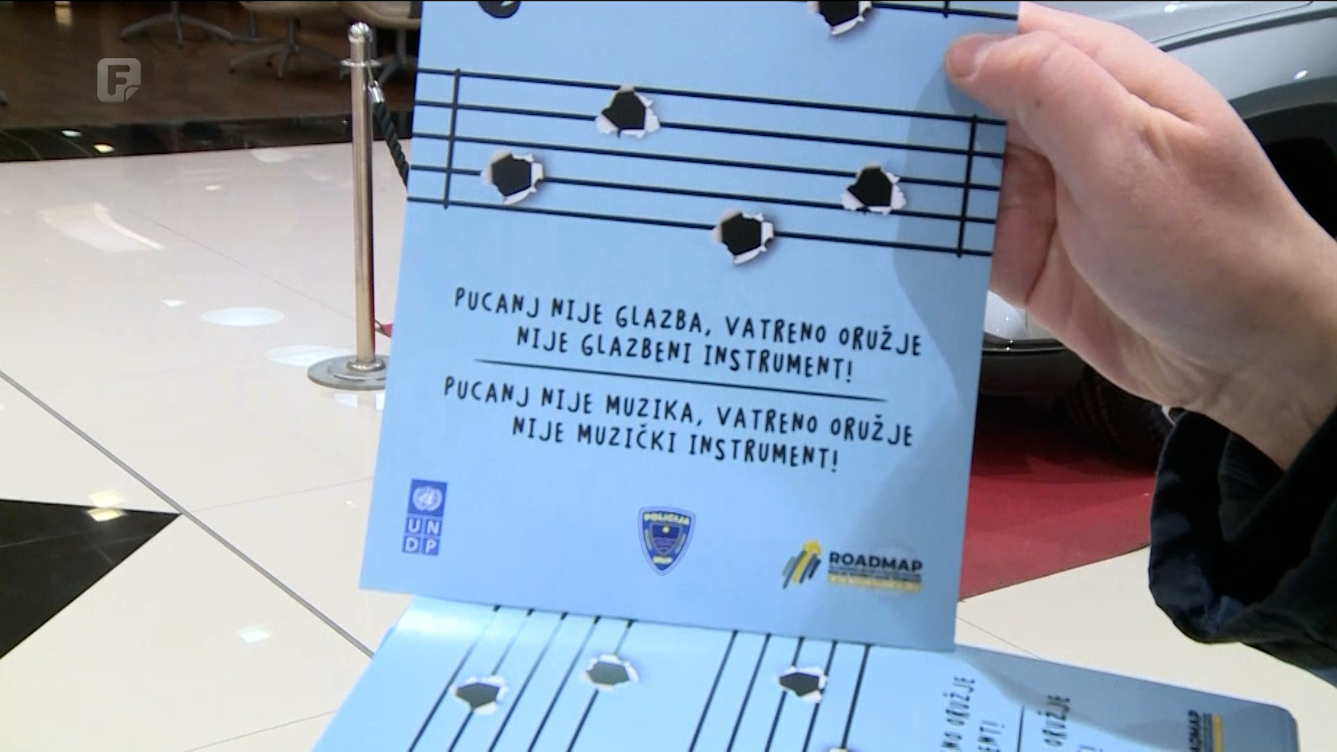 Mostarcima dijeljen informativni materijal o opasnosti zloupotrebe oružja i pirotehnike